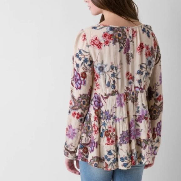 Patrons Of Peace Floral Print Cream Top - Picture 3 of 4